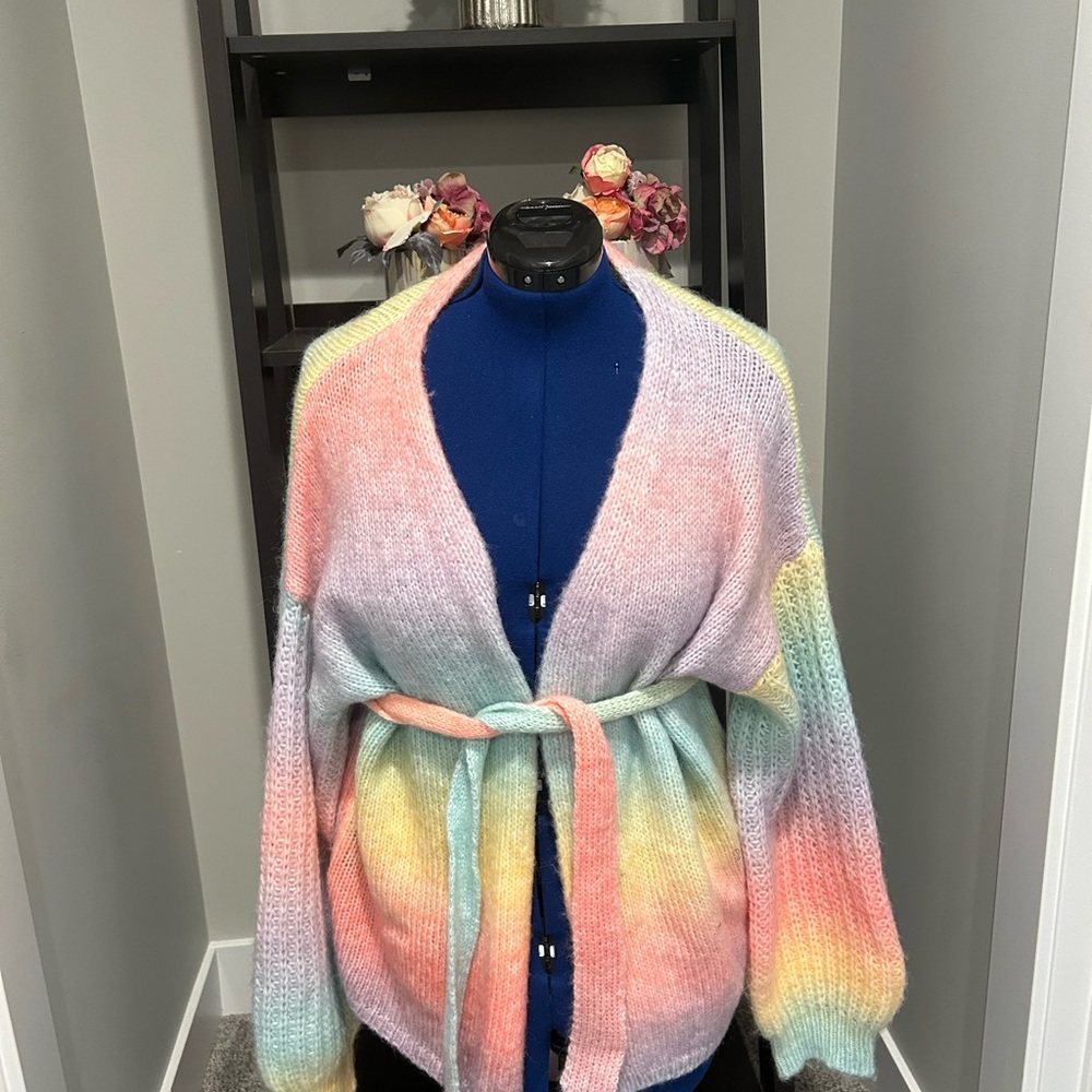 Newer multicolor, pastel Cardigan